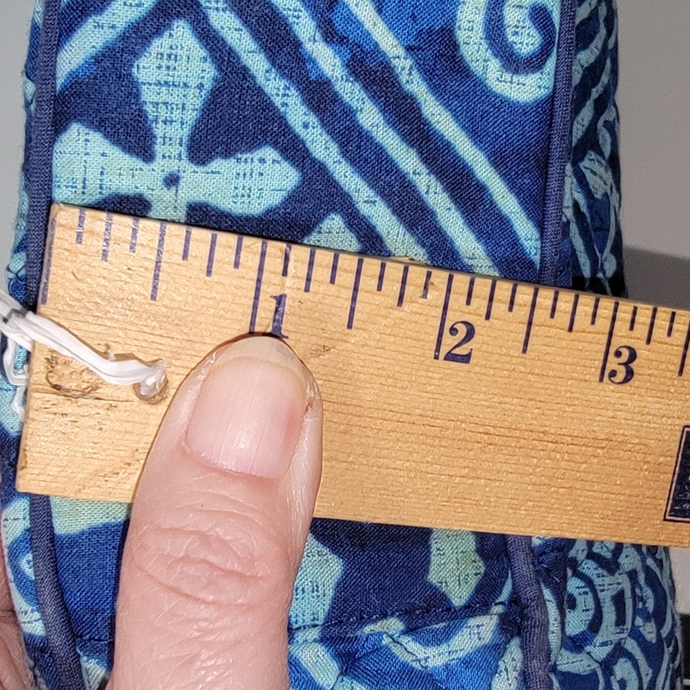 VERA BRADLEY TRIPLE ZIP HIPSTER CROSSBODY in MOROCCAN CUBAN TILES - Picture 9 of 10